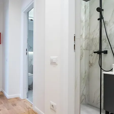 Beatuiful Apartment 4-Bedrooms 公寓